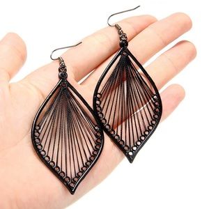 Any 2/$20! Black Threaded Teardrop Earrings
